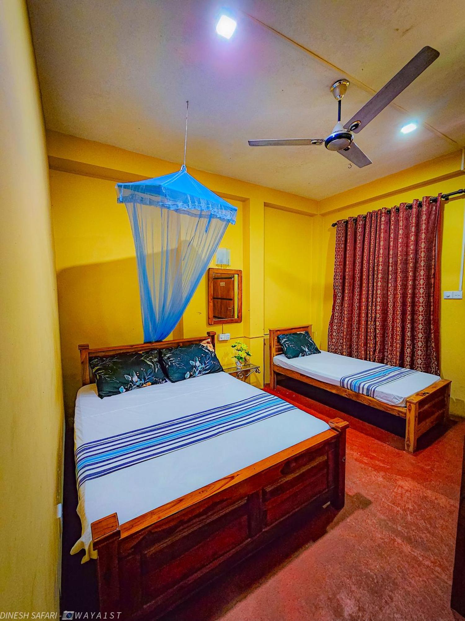 Dinesh Safari Homestay Удавалаве Экстерьер фото