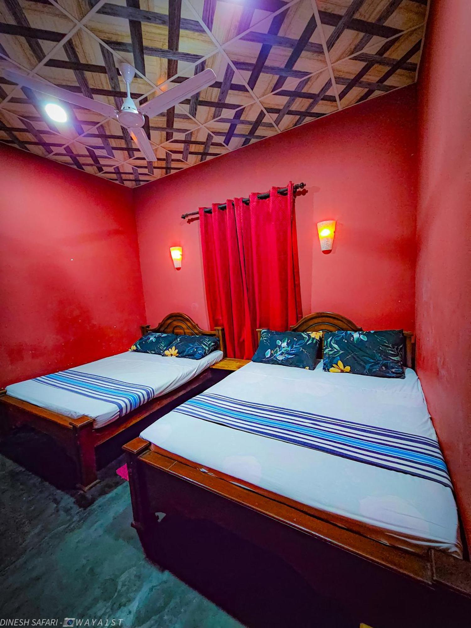 Dinesh Safari Homestay Удавалаве Экстерьер фото