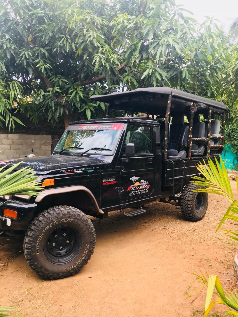 Dinesh Safari Homestay Удавалаве Экстерьер фото